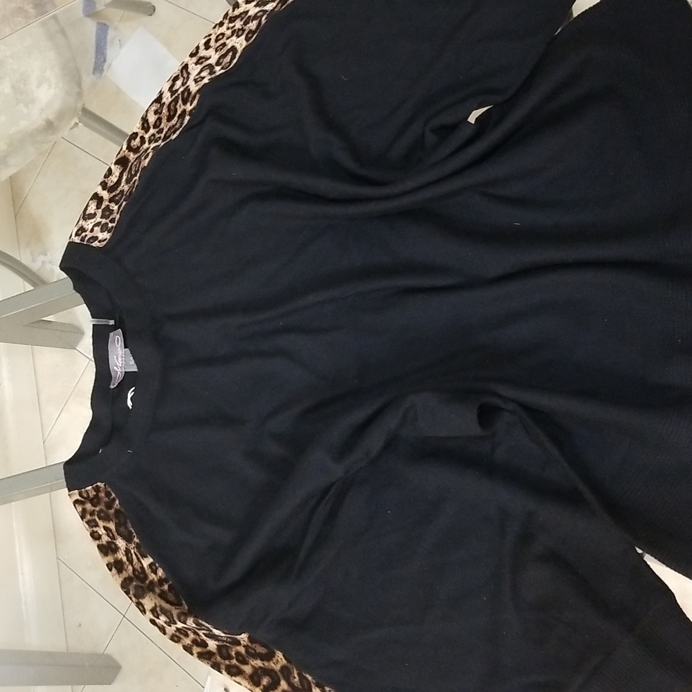 NWT Michael Kors like sweater top animal trim sweater s/m